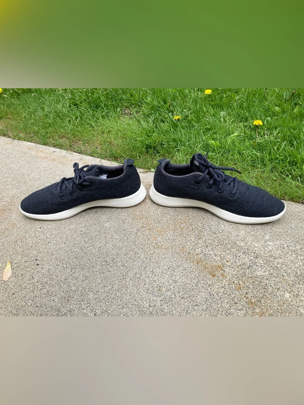 Allbirds Men's Size 11 Wool Runners Mizzles Merino Wool Dark Grey Sneakers